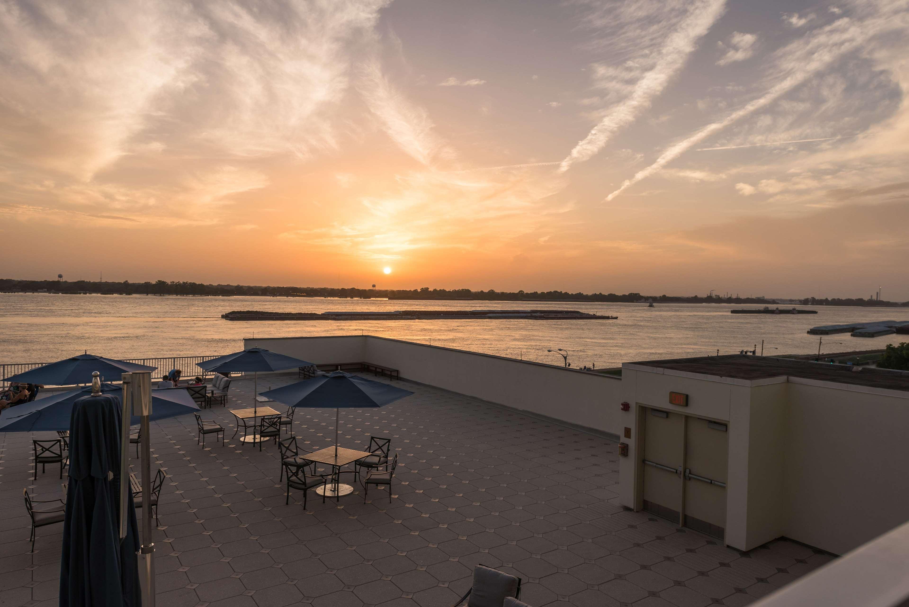 Hilton Baton Rouge Capitol Center Hotel Bagian luar foto