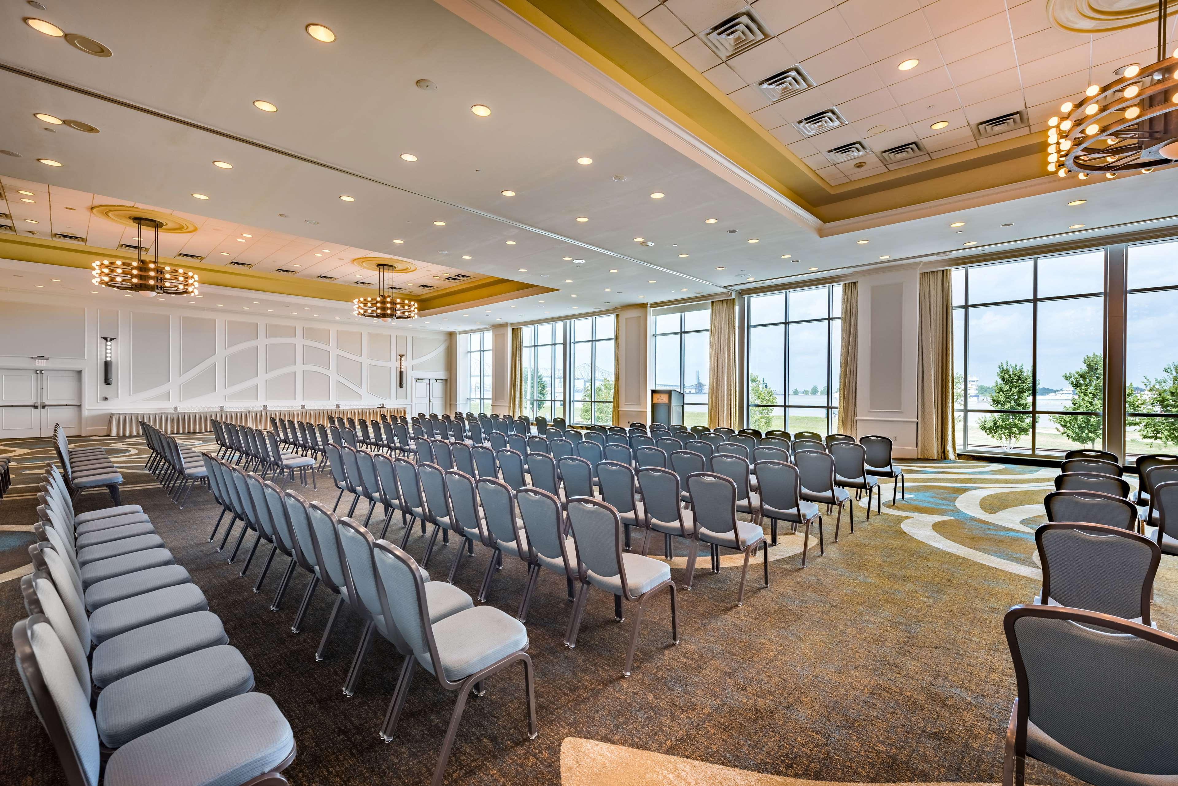 Hilton Baton Rouge Capitol Center Hotel Bagian luar foto