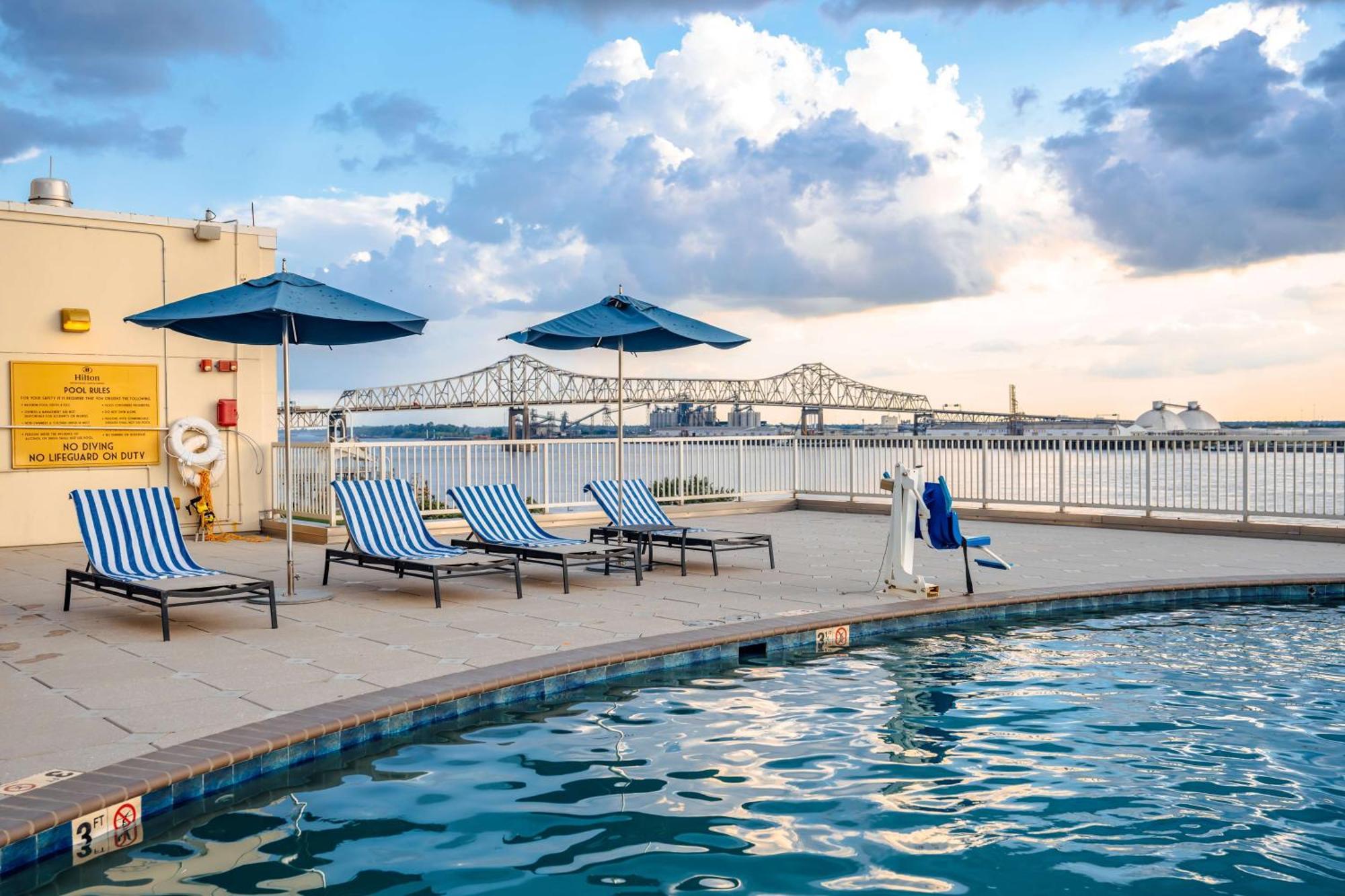 Hilton Baton Rouge Capitol Center Hotel Bagian luar foto